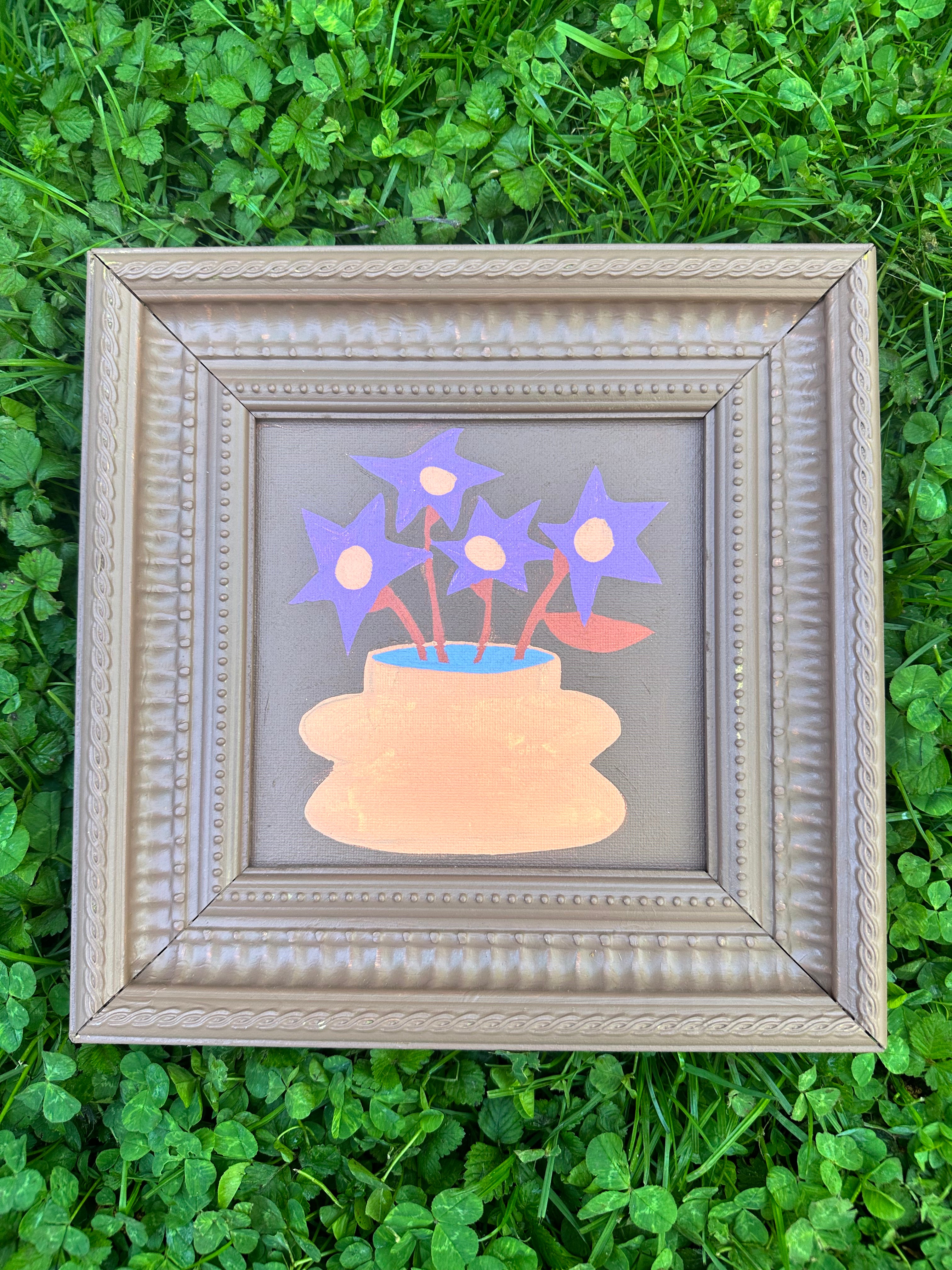 Star Flowers on Brown